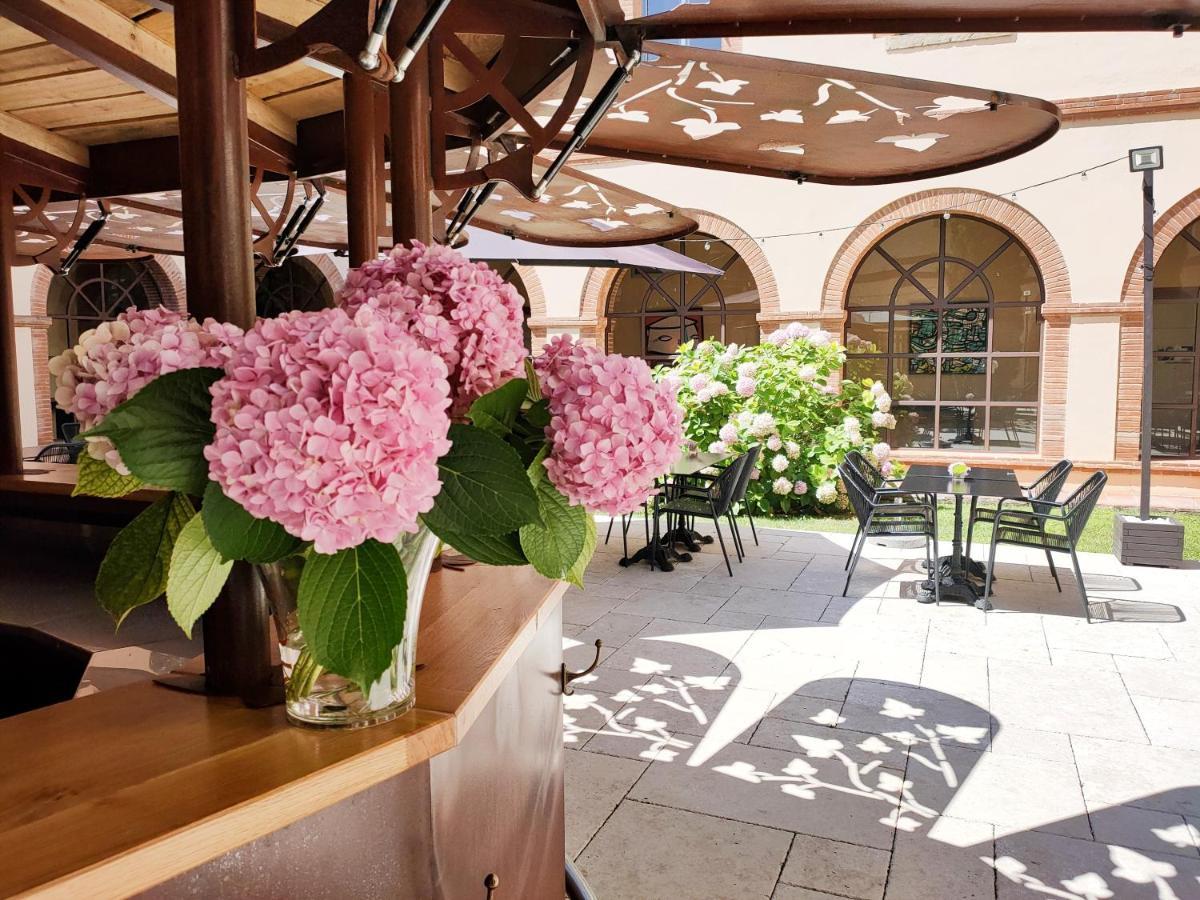 Abbaye Des Capucins Spa & Resort Монтобан Екстериор снимка