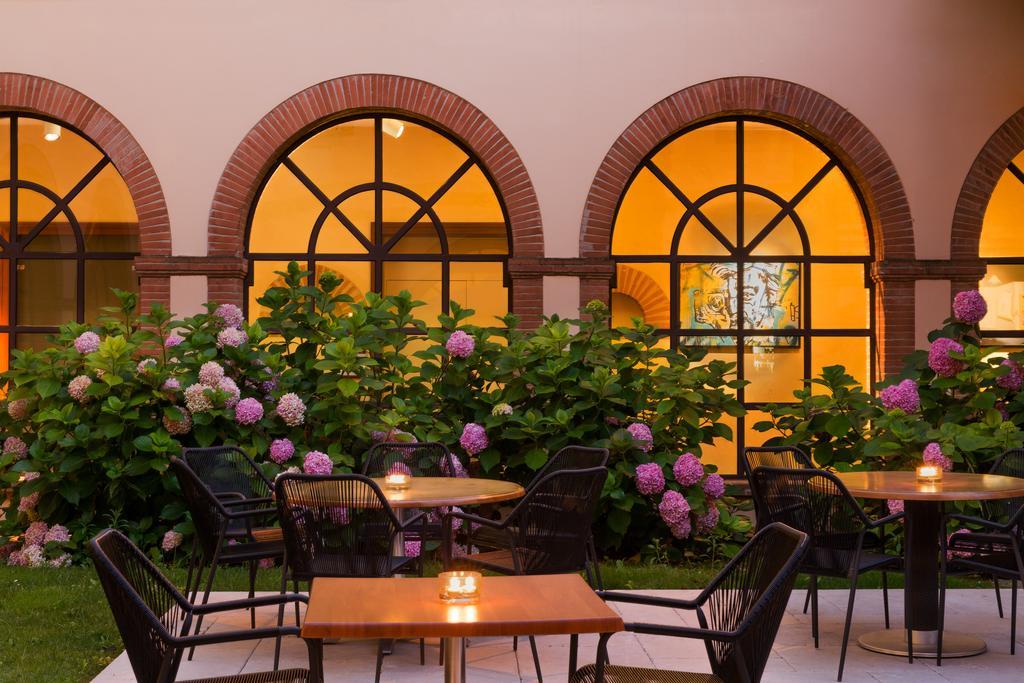 Abbaye Des Capucins Spa & Resort Монтобан Екстериор снимка