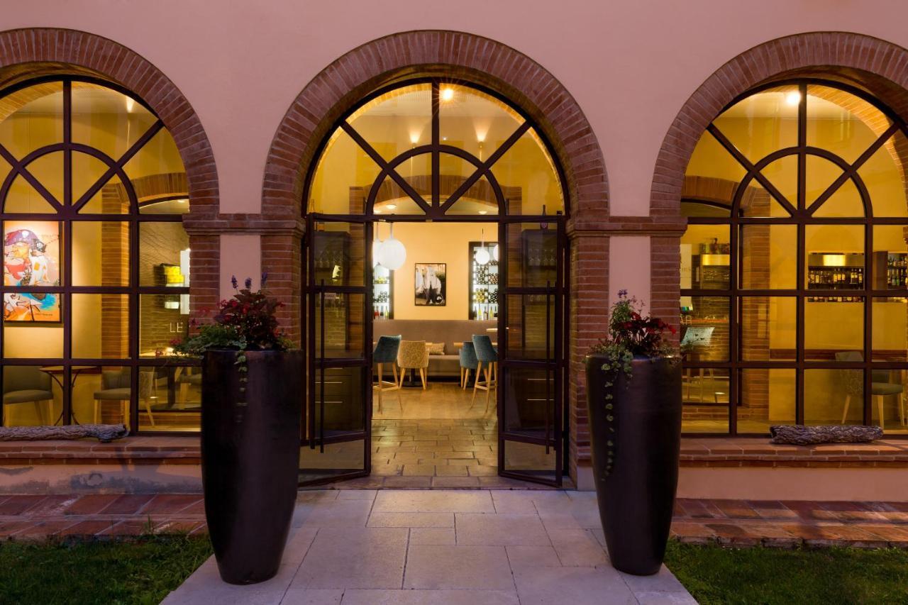 Abbaye Des Capucins Spa & Resort Монтобан Екстериор снимка
